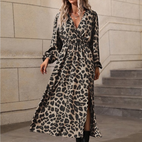 Boho Leopard Print Slit Long Sleeve Maxi Dress - Picture 2 of 16